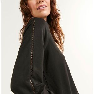 NWT Black Reitmans Long Sleeve